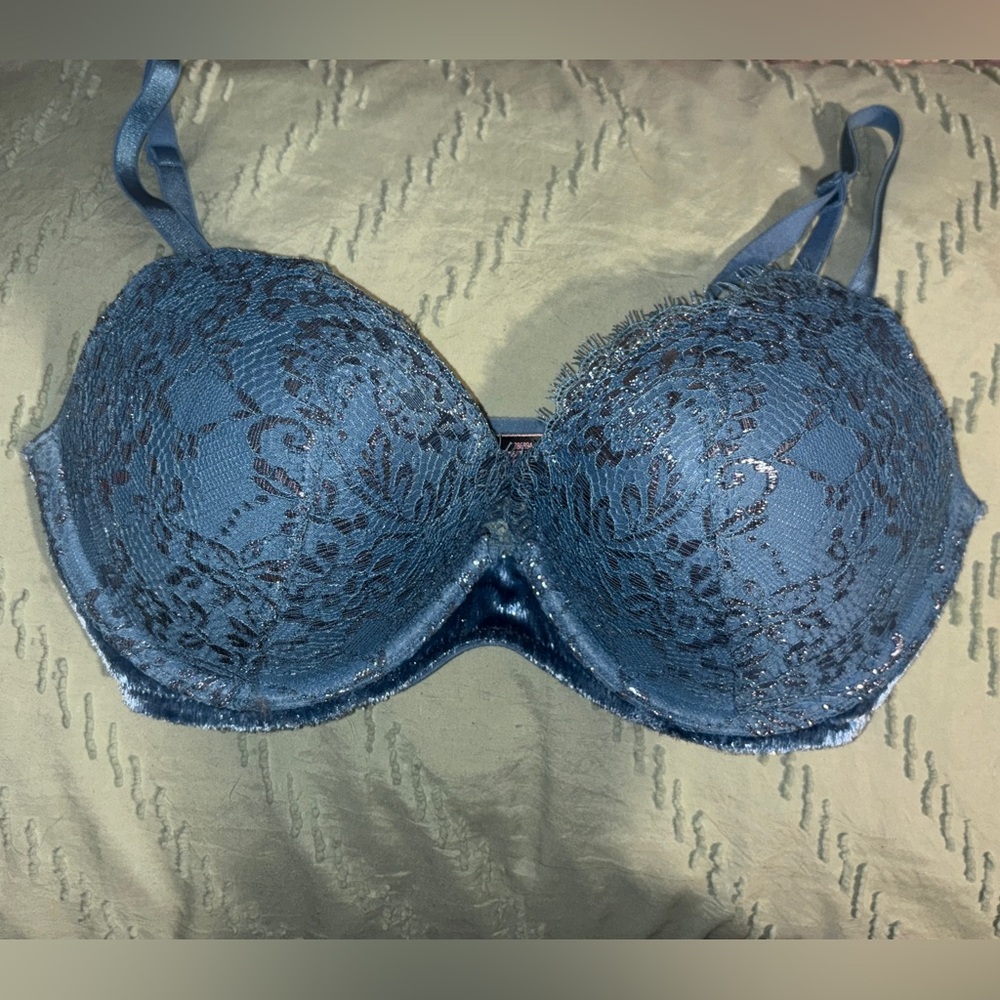 Victoria's Secret Midnight Lace Bra